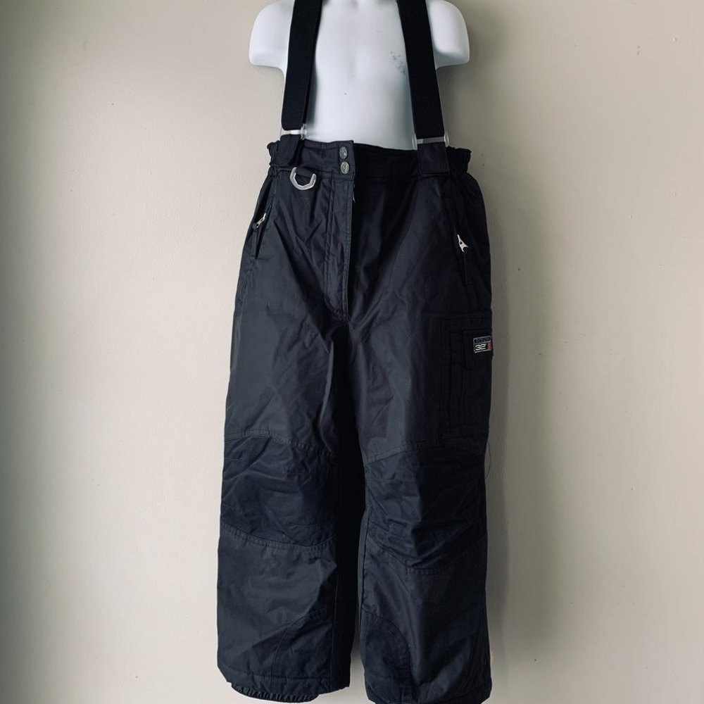 32 DEGREES black snowpants/overalls size M 10/12